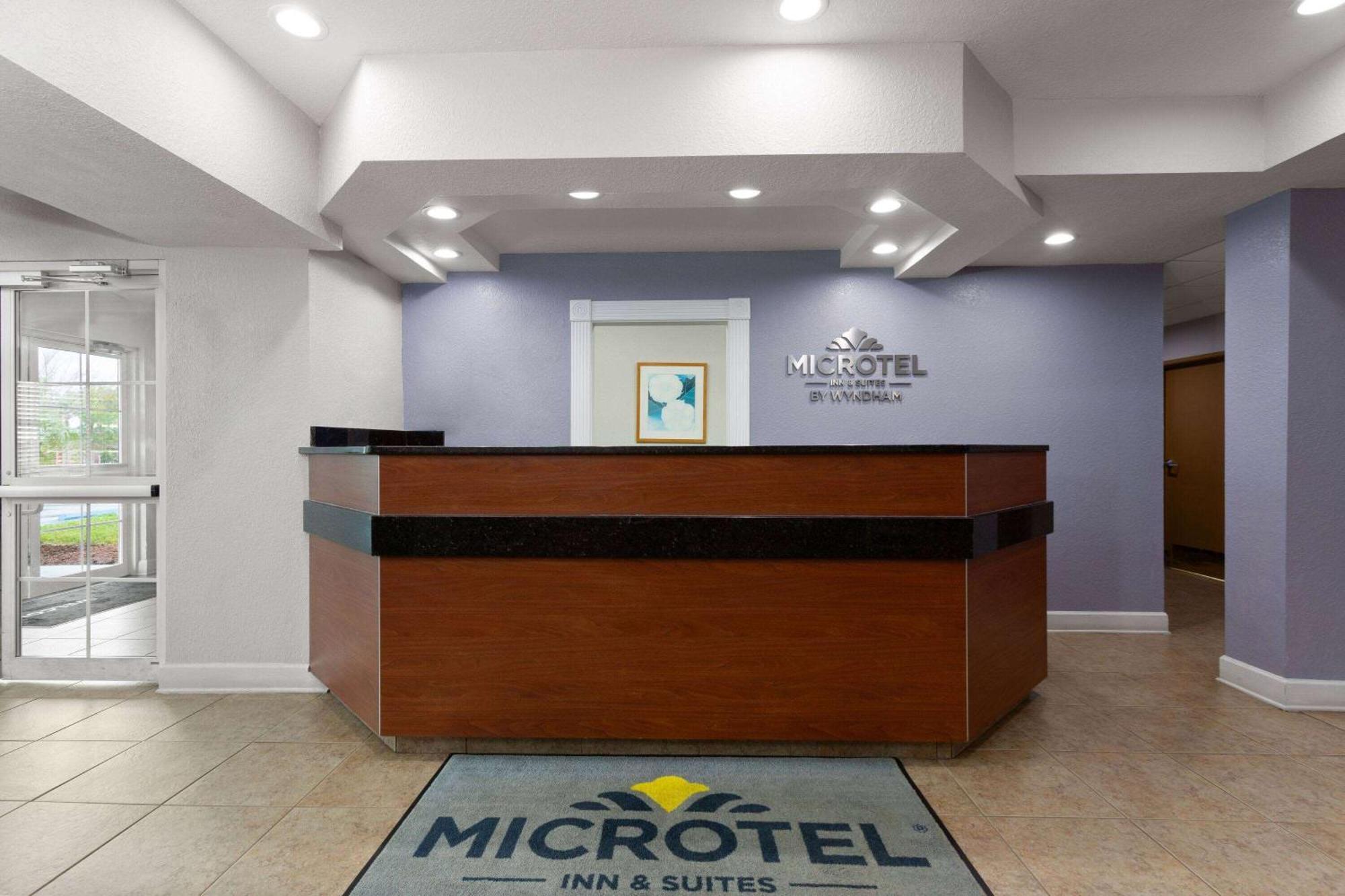 Microtel Inn And Suites - Zephyrhills Eksteriør bilde